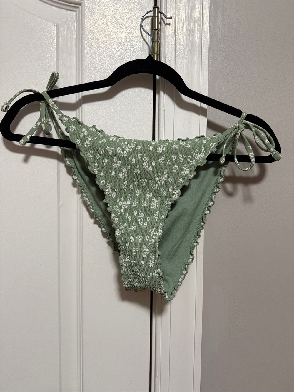 Hollister Sage Green Floral Tie-Side Bikini Bottoms